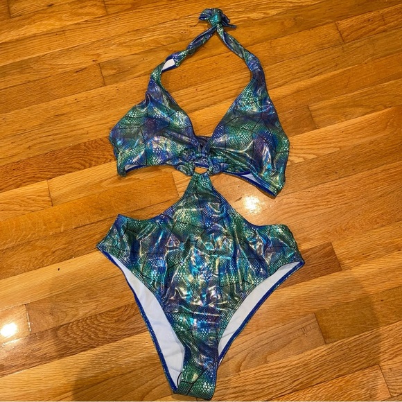 NWT Shein One Piece Bathing Suit Size Large - Picture 1 of 7